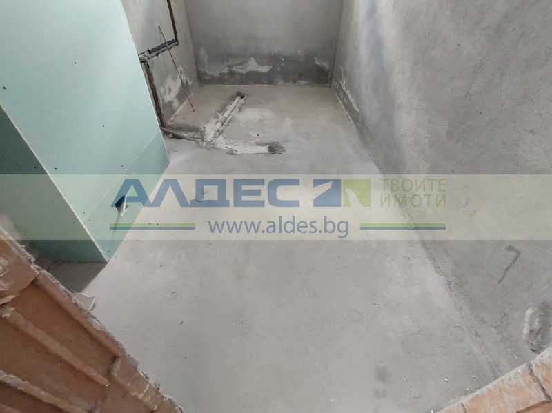 Продава се Тристаен апартамент в София, Хладилника - 158 кв.м за 2000 €/кв.м - Снимка #7