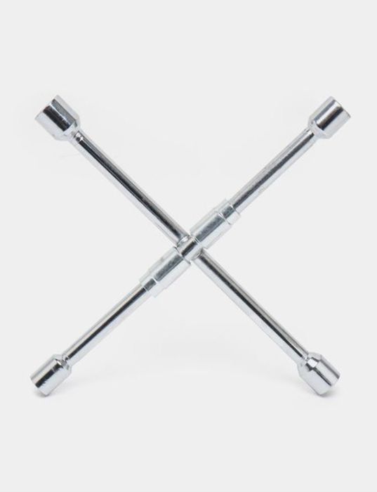 Баллонный ключ для автомобиля