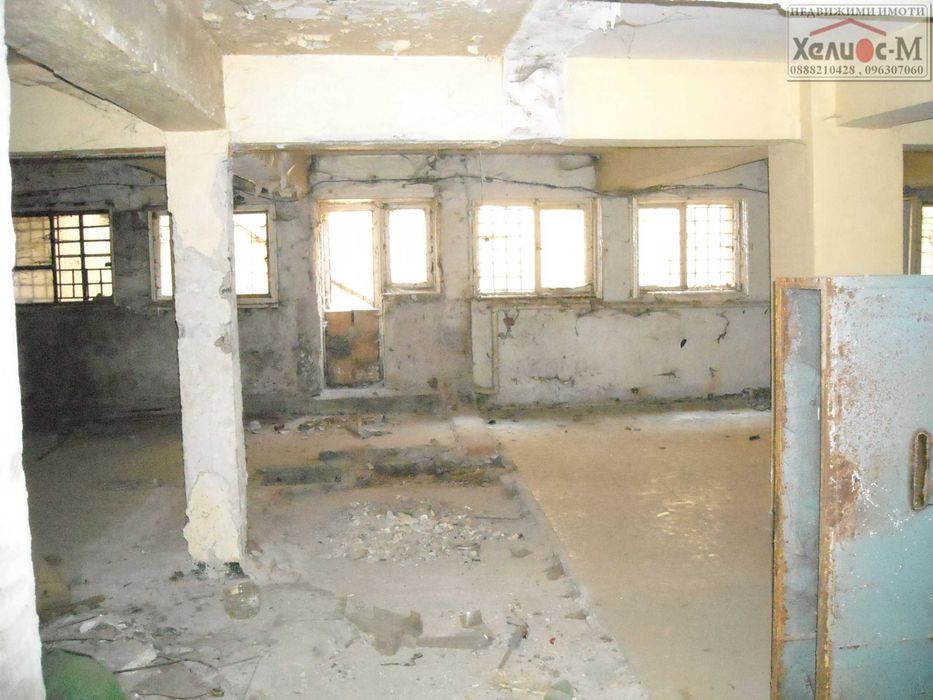 Дава се под наем Заведение в Монтана, Идеален център - 460 кв.м за 99450 € - Снимка #10