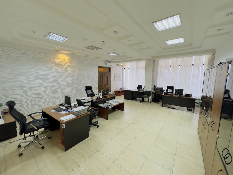 Аренда офис, pomesheniya Navoiy kochasi orentir Trastbank