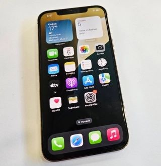Продавам Iphone 12 pro max Всичко си работи перфектно