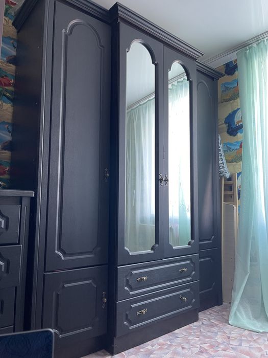 Продам  шкаф  2 х спальную кровать