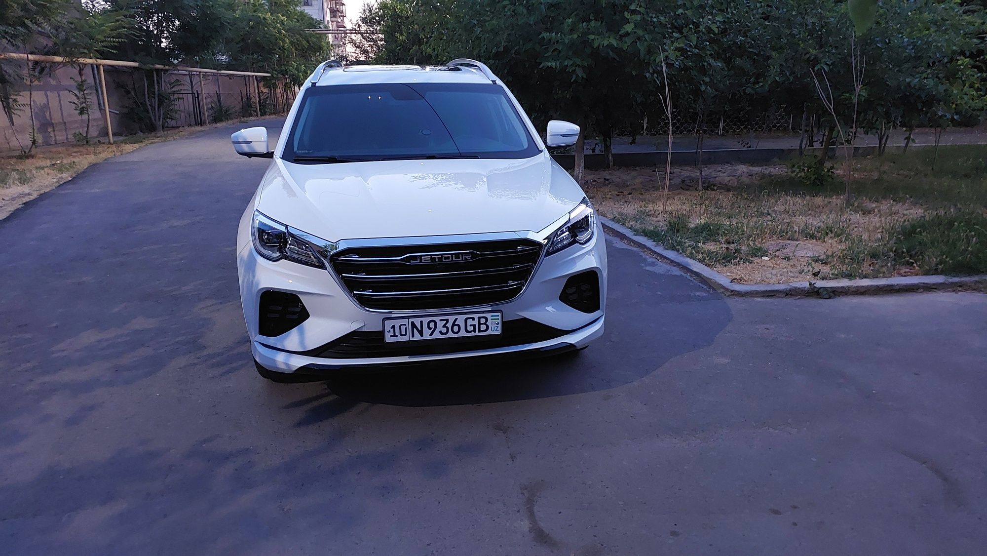 Продаю jetour x70 2024