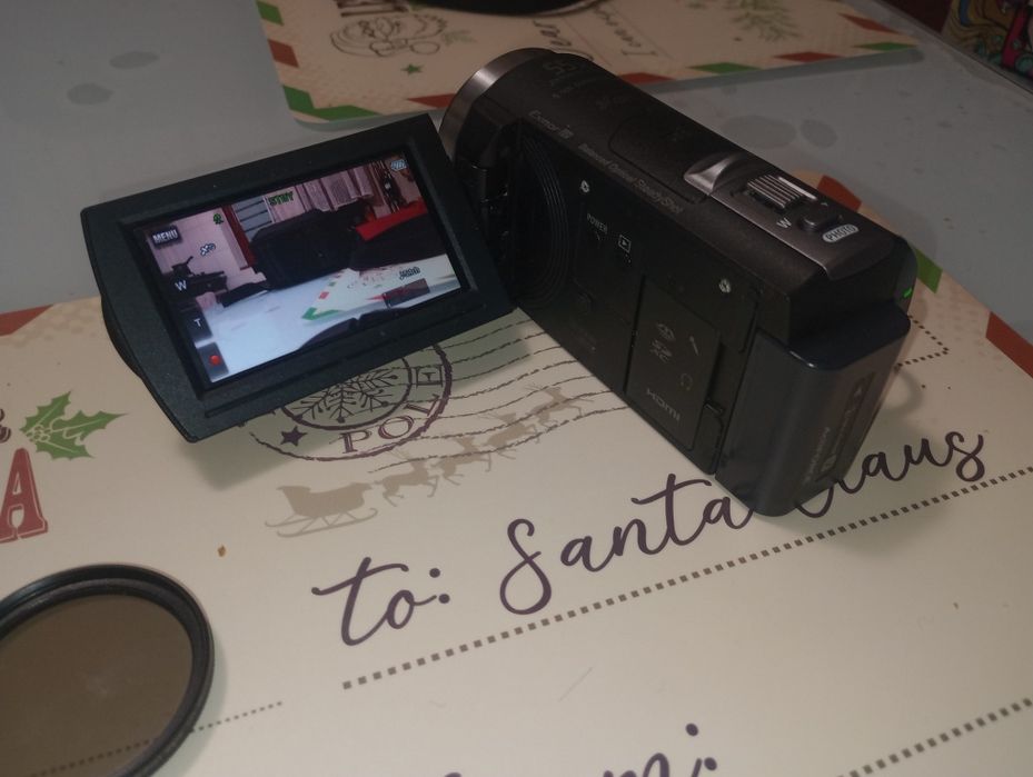 HandyCam Sony, GPS, SteadyShot, LCD tactil, Full HD, senzor Exmor E