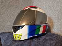 Продам профессиональный мотоциклетный шлем ,AGV K3