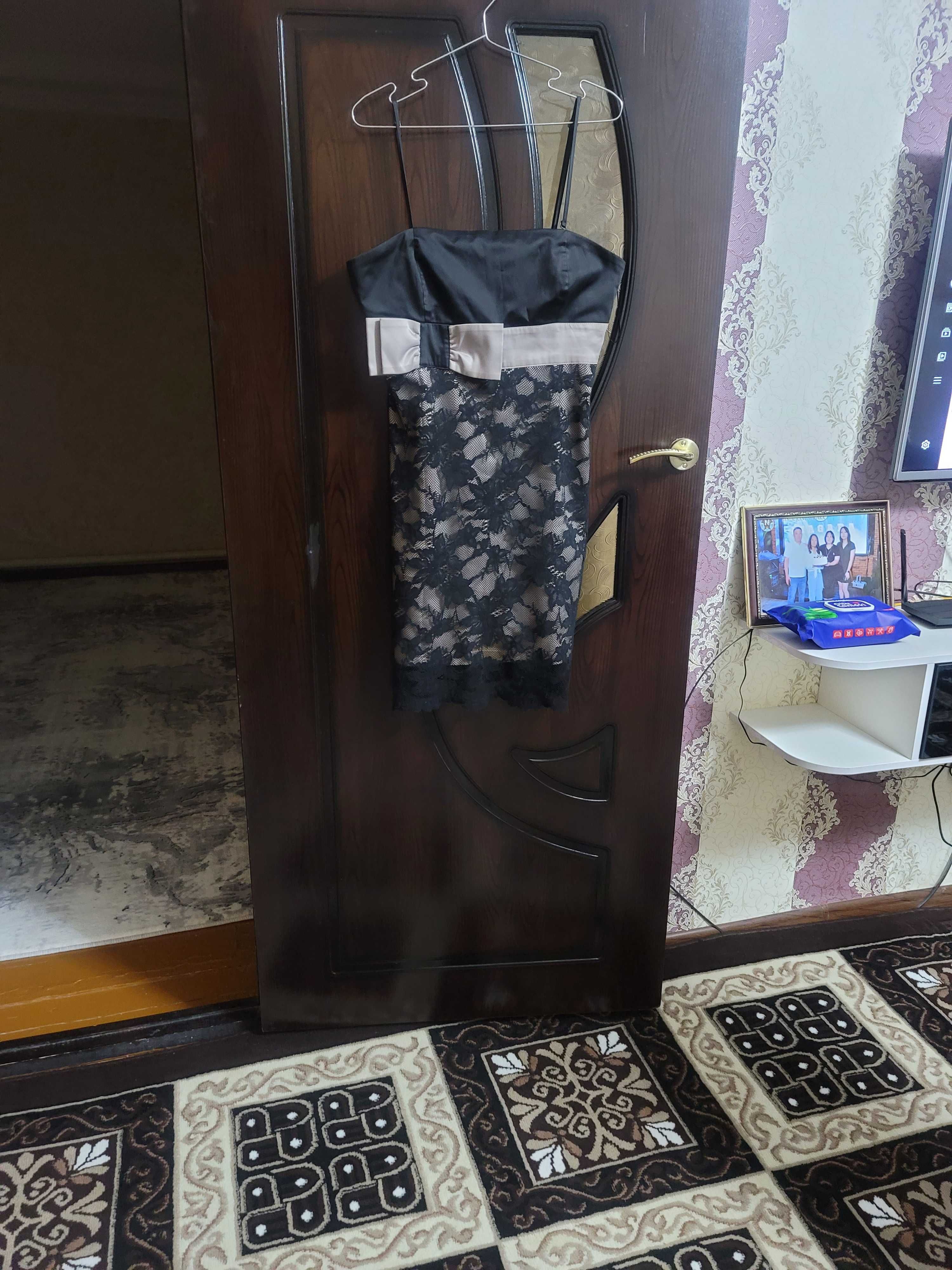 Продаются платья для девушек