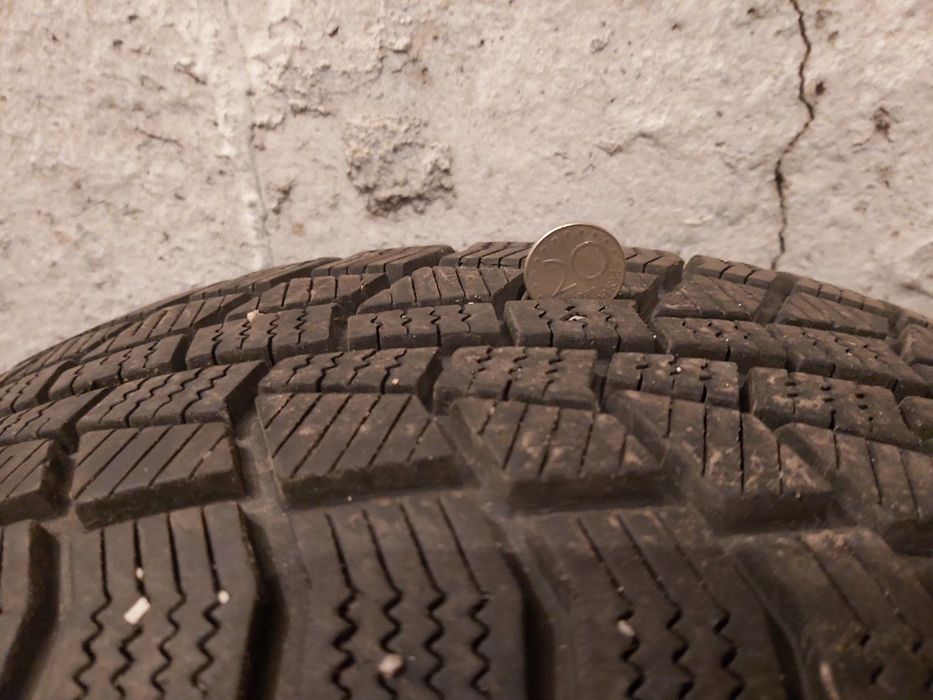 Зимни гуми 185/60 R15