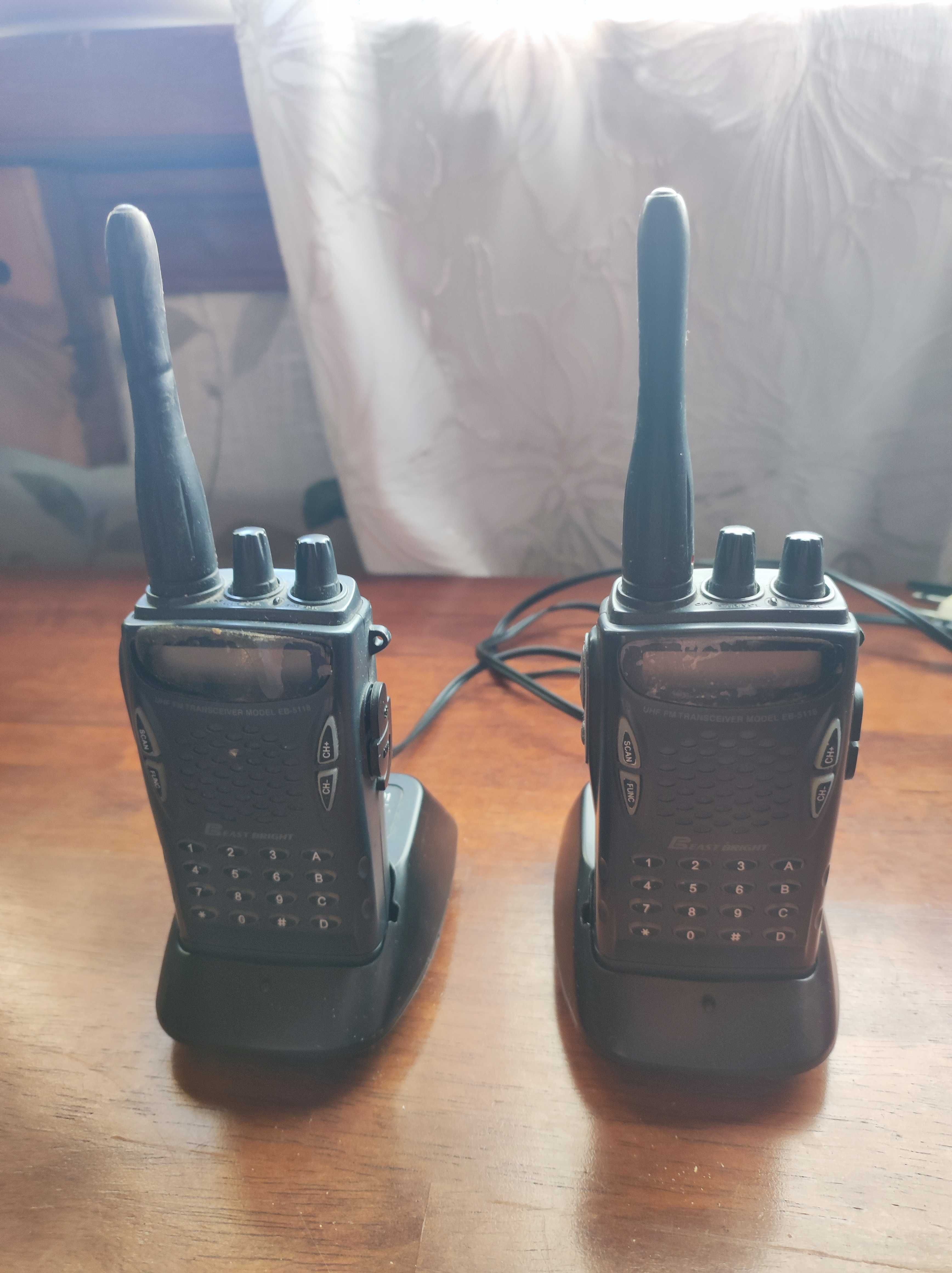 Две рации EastBright EB-5118 с докстанциями