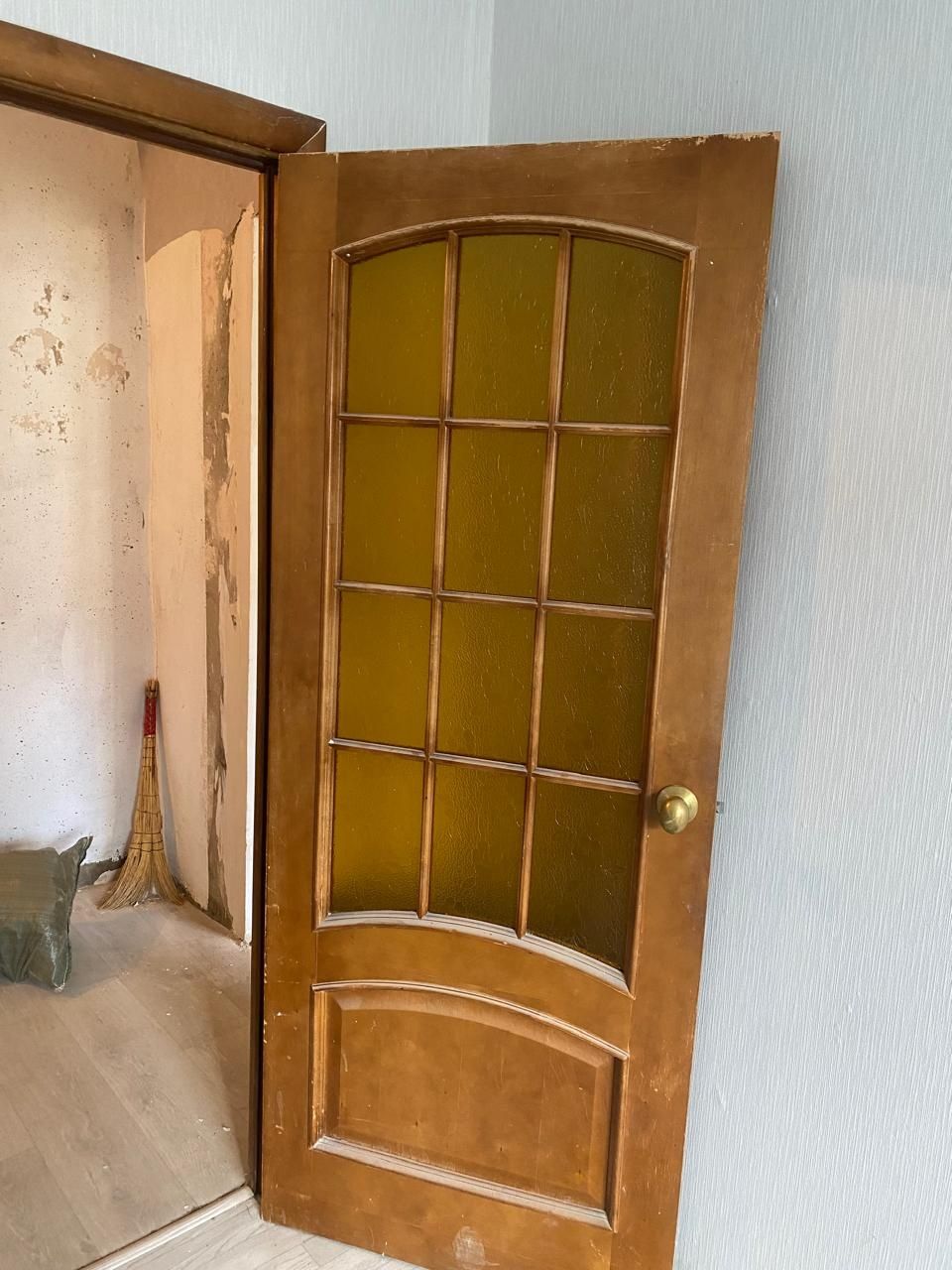 Продаётся деревянные двери
