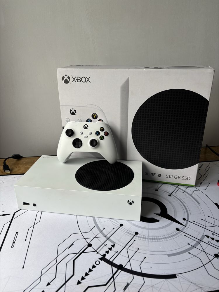 Vând XBOX Series S