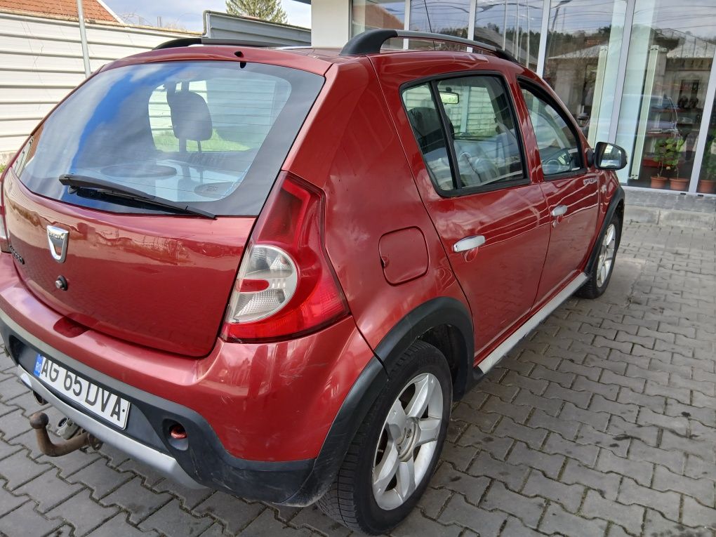 Dacia Sandero Stepway 2013 1,6mpi +GPL Fabrică Full
