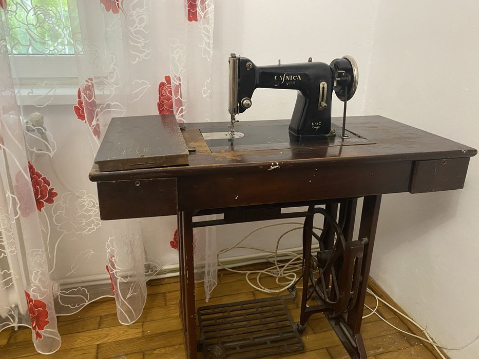 Masina de cusut Casnica