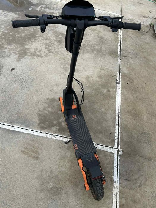 Електрическа тротинетка Kukirin G3