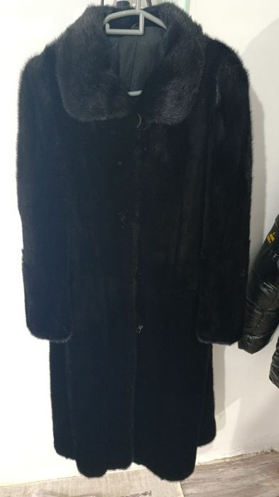 Норковая шуба состояние идеальное . Италия.
