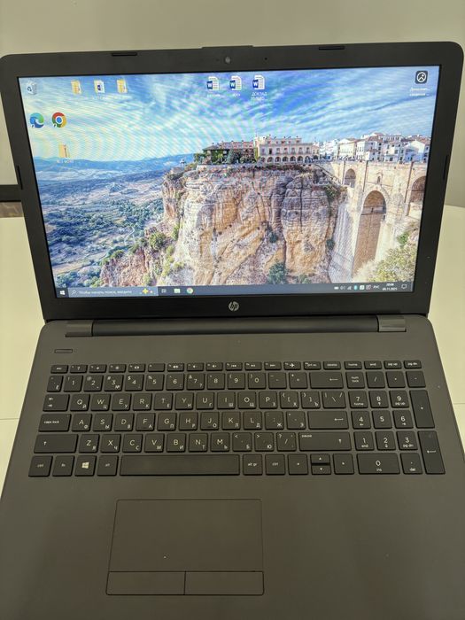 Ноутбук hp в отличном состоянии