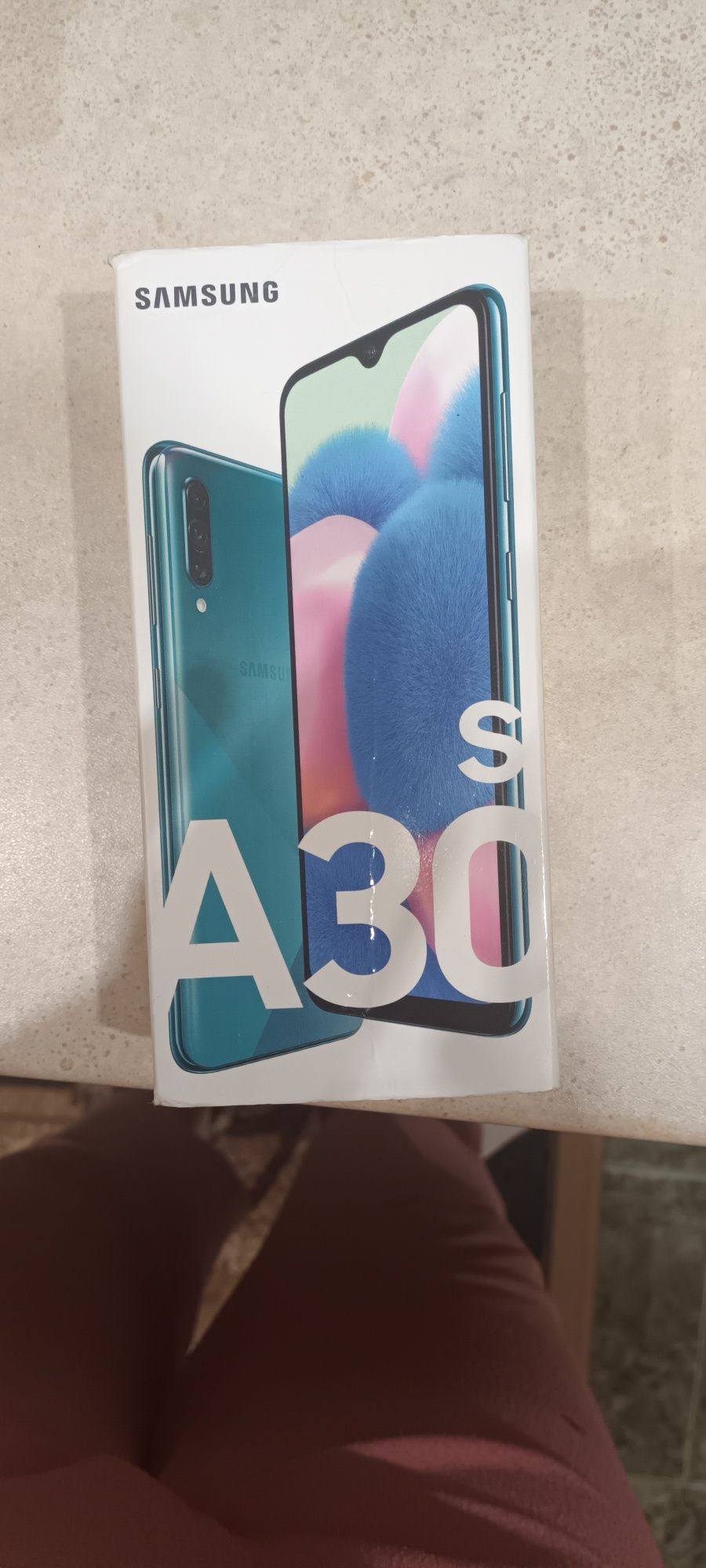 Samsung a30s  Запазен , няма забележки