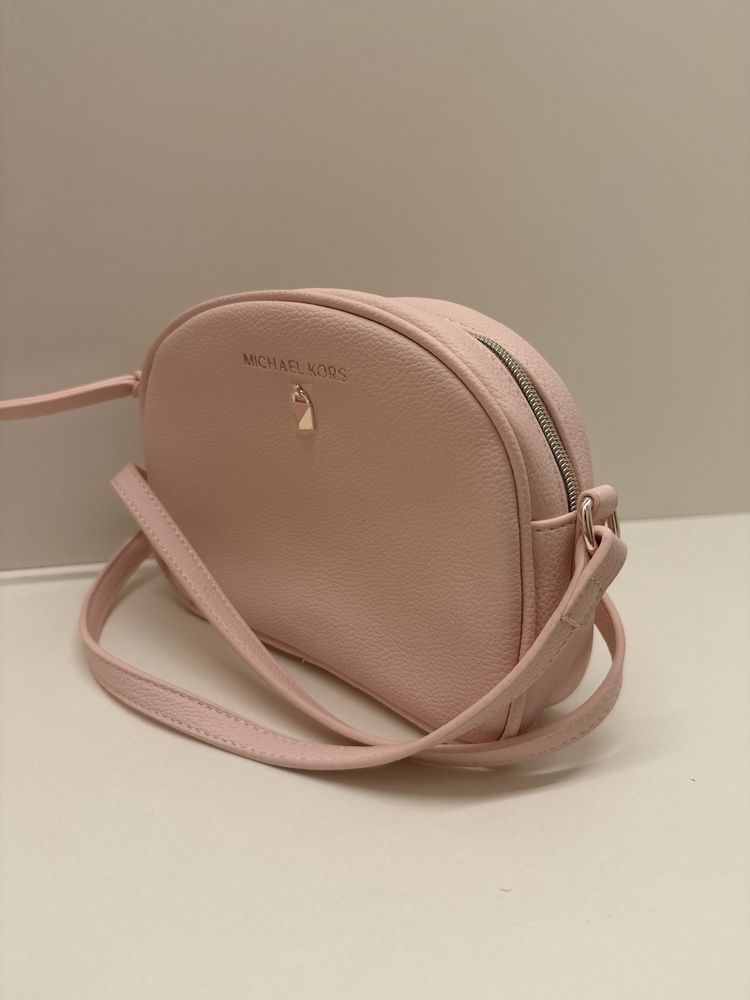 Чанта на Michael Kors