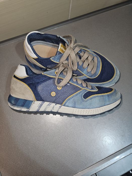 Adidas Geox nr  36 din piele și pânză