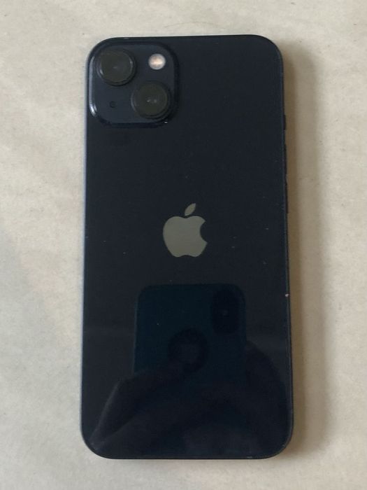 iPhone 13 midnight