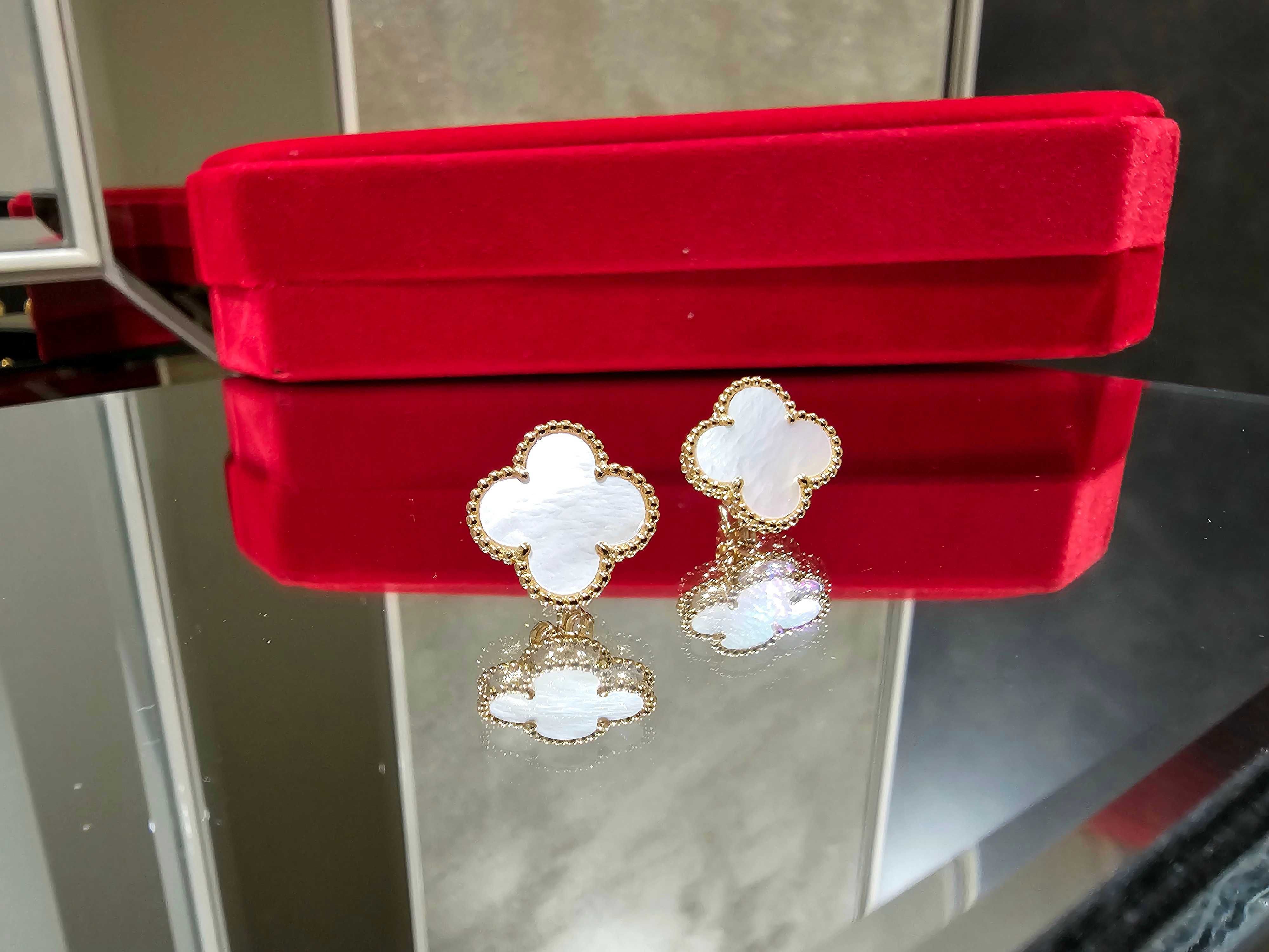 Van Cleef & Arpels VCA Rose Mother Pearl Alhambra Clover Дамски Обеци