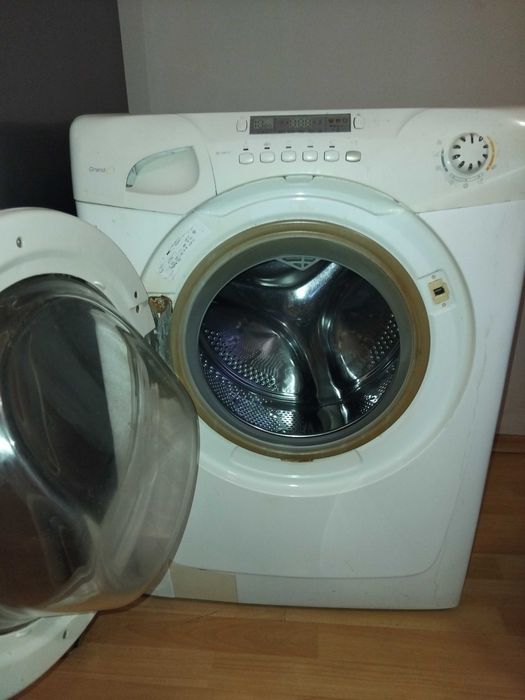 Пералня Канди Работеща