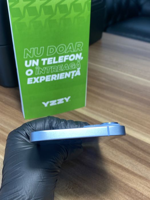 iPhone 14 Plus / 256 GB / Sănătate baterie 97% / Foarte bun