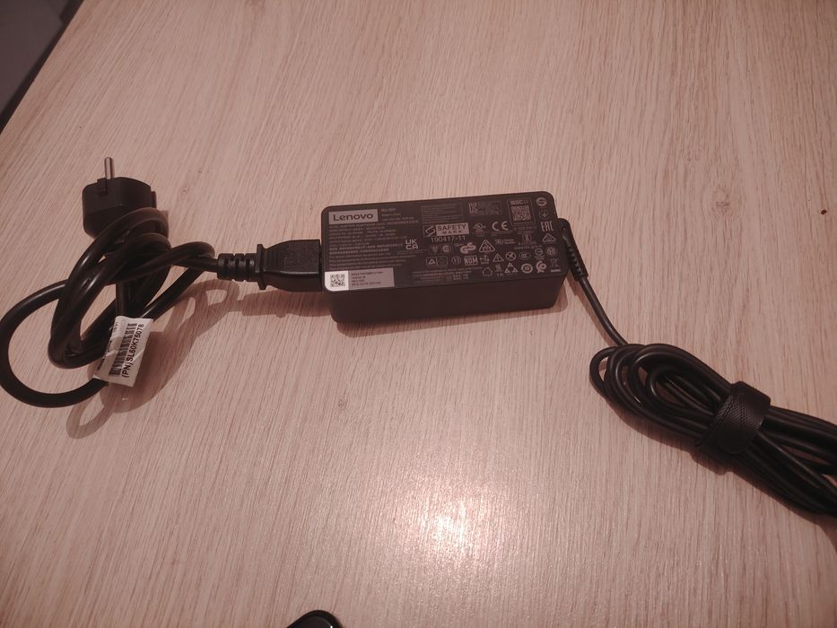 Vind încărcător de leptop Lenovo tip c
