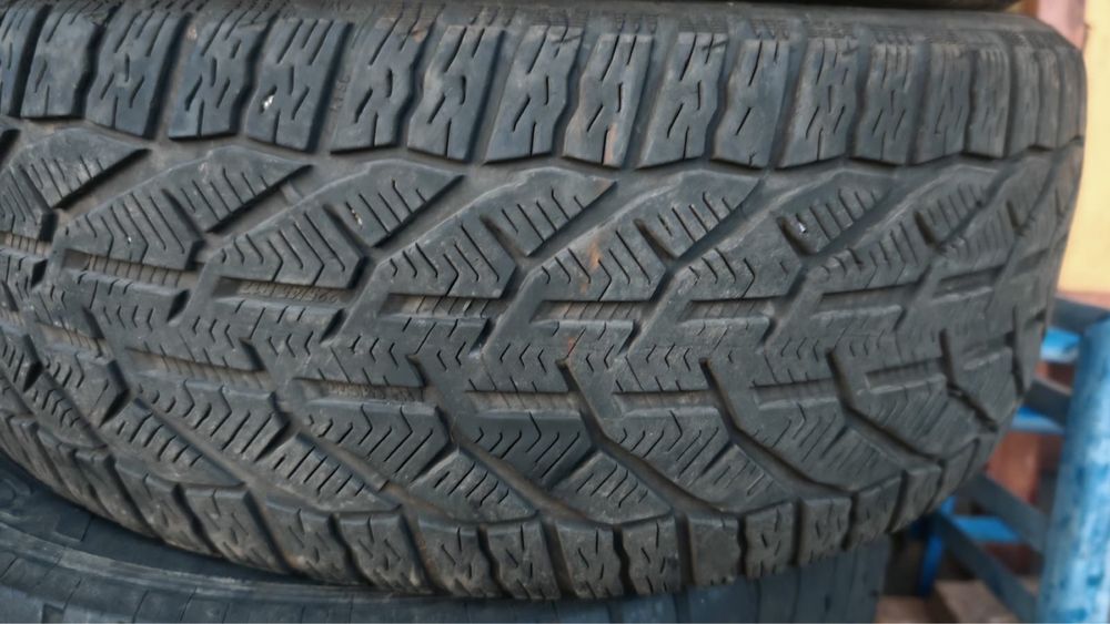 Vand cauciucuri iar a