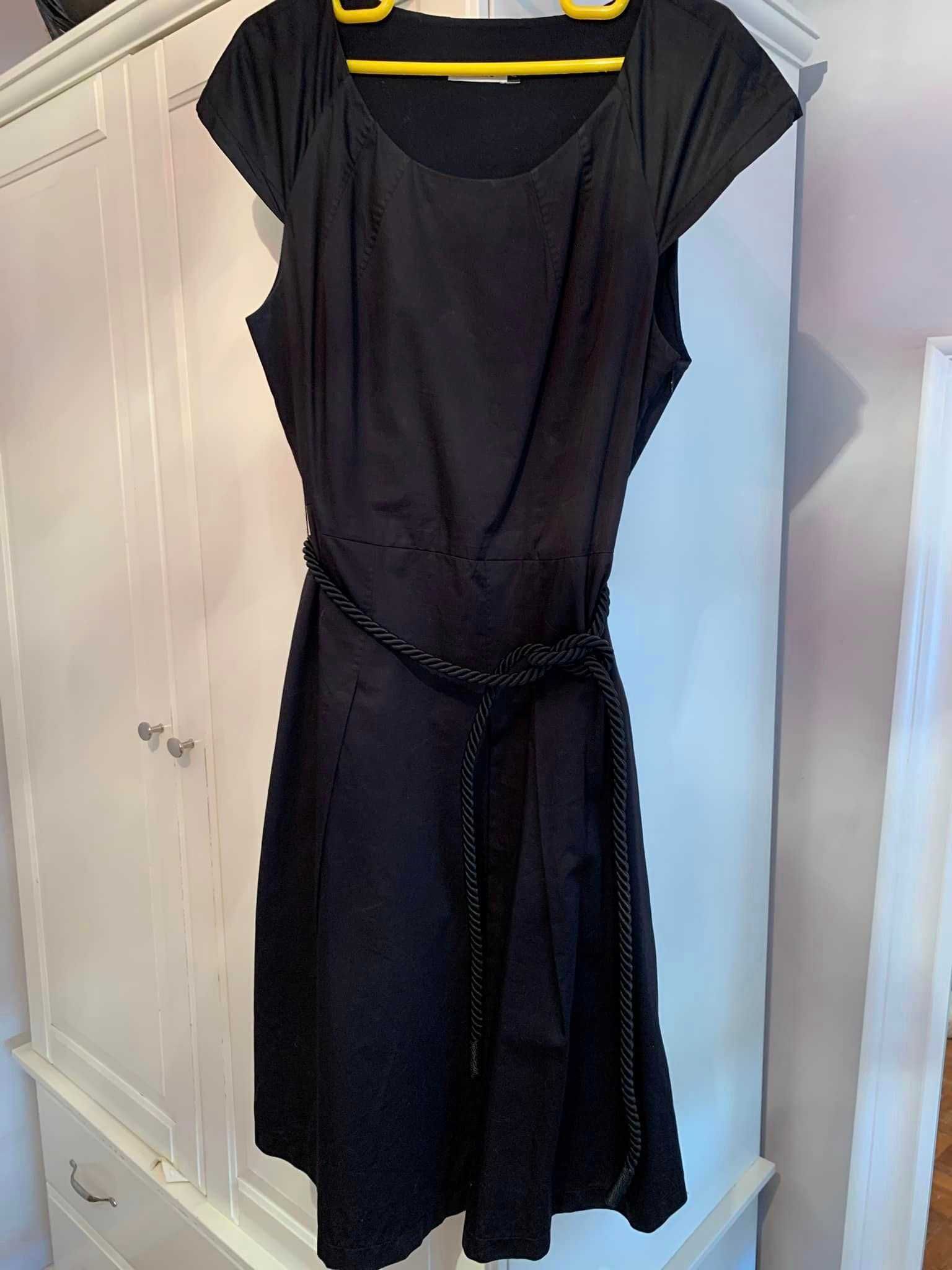 Vand rochie neagra noua ParkBravo nr 42