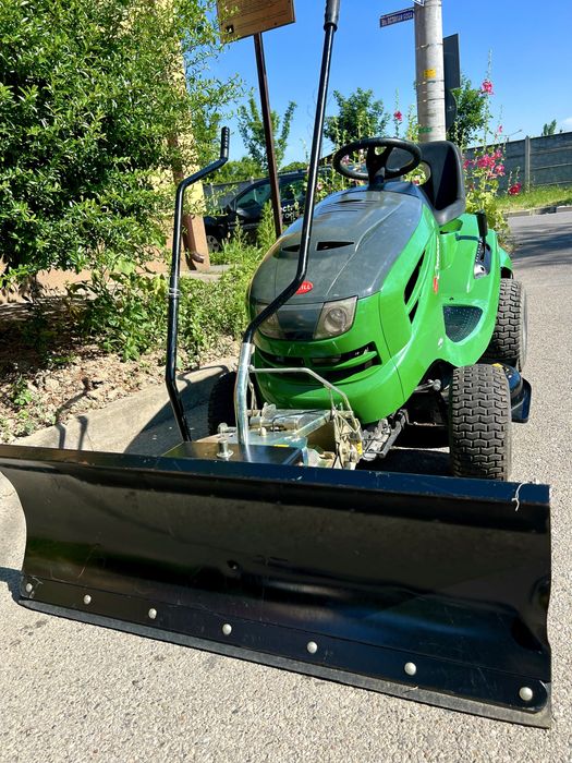 Tractoras de tuns iarba Cross over Austriac