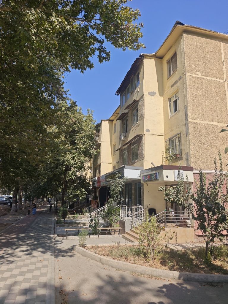 Продам свою квартиру на ТТЗ 1. Для бизнеса (Аптека, Магазин, Офис)