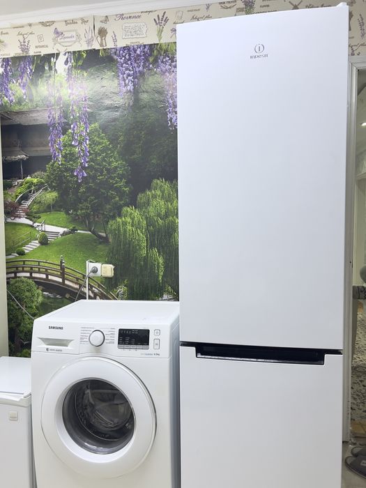 Продам Холодильник Стиральную Машинку