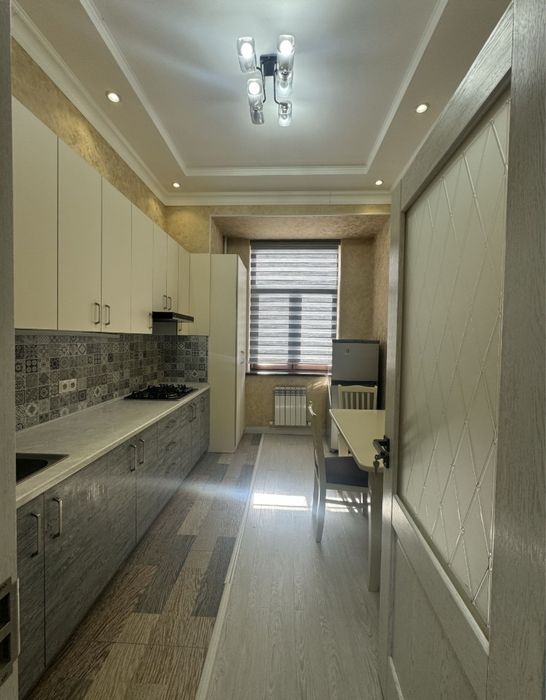 Продается квартира Чилонзор 10-квартил новостиройка