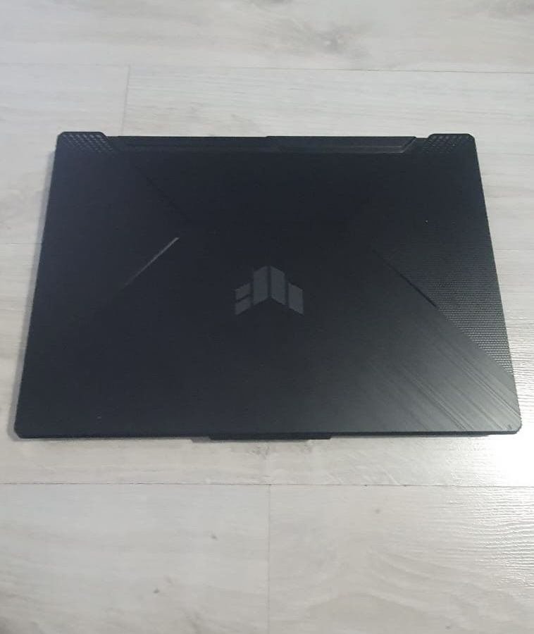 Laptop gaming Asus TUF F15 FX506 HC