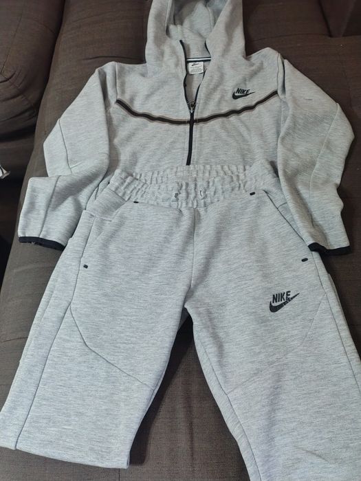Детски анцунг  Nike 12-14г.момче