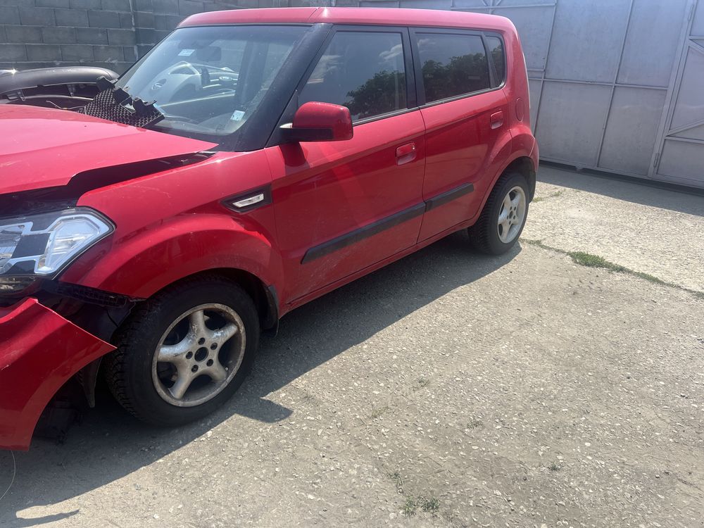 На части Kia Soul 1.6 d 1.4 d