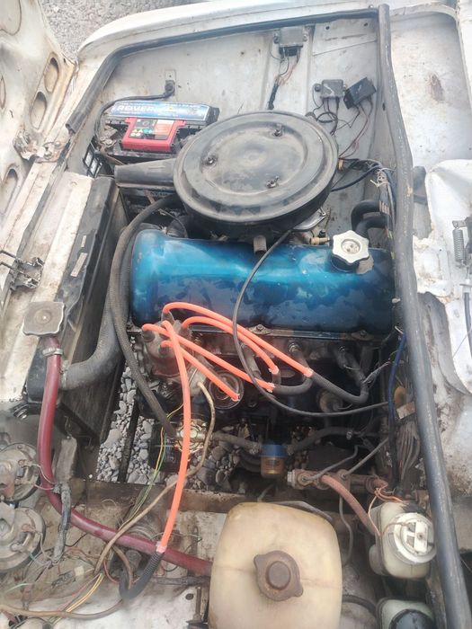 vaz 2102 sotiladi