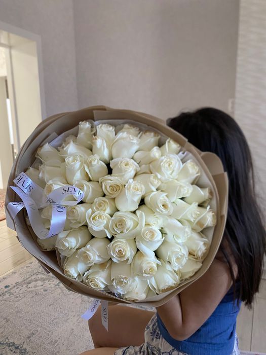 Цветы 51 штук белый розы