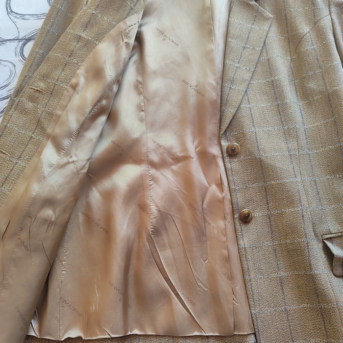 Дамски костюми 46 размер