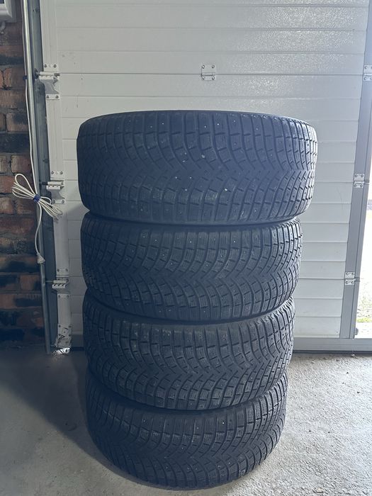 Шины зимние Michelin 4шт