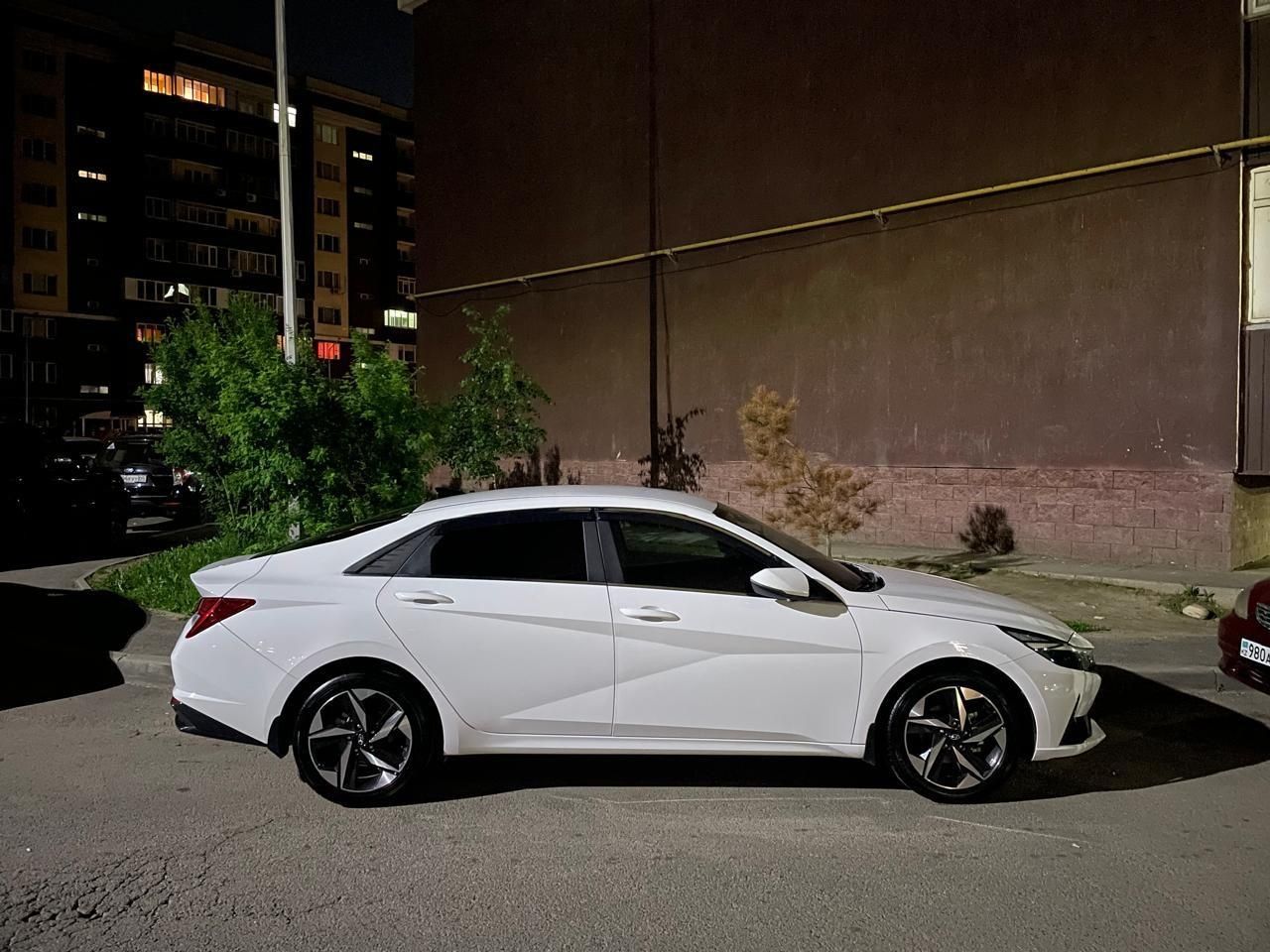 Hyundai Elantra в рассрочку