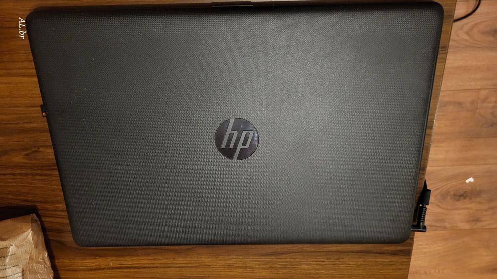 HP – 8GB RAM / Intel Celeron / Windows 10