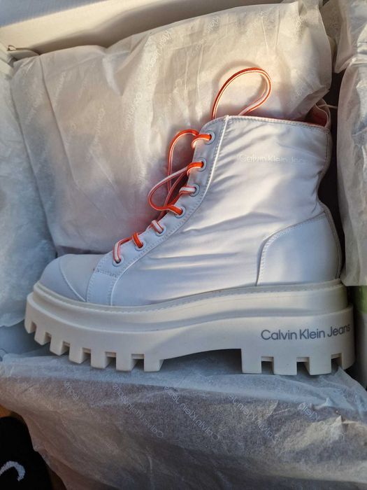 Нови, оригинални боти CALVIN KLEIN JEANS 38,39,40н