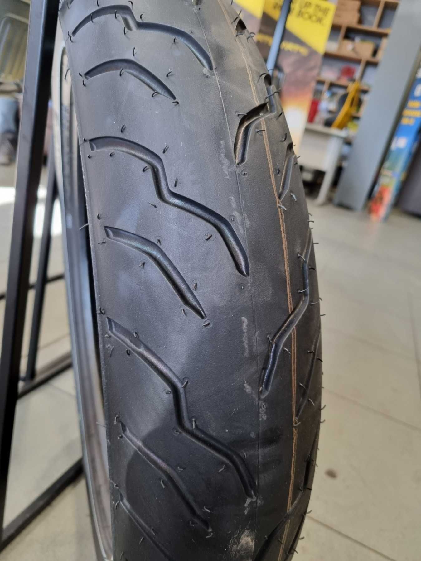 130/80B17 Dunlop American Elite с тънък бял кант- 1 бр. нова мото гума