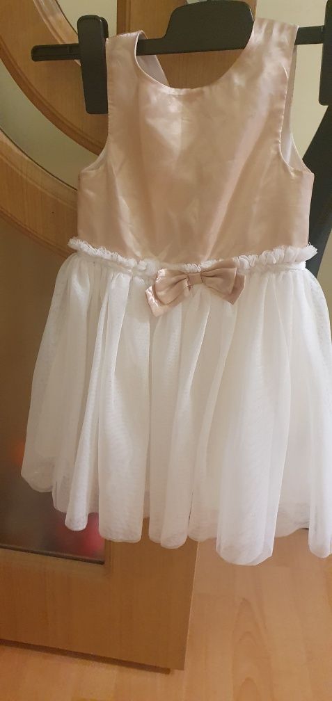 Rochie fetite cu fundita