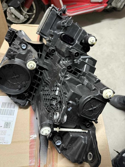 Skoda Kodiaq части - Фар, капачка езервоар, калник лайсна