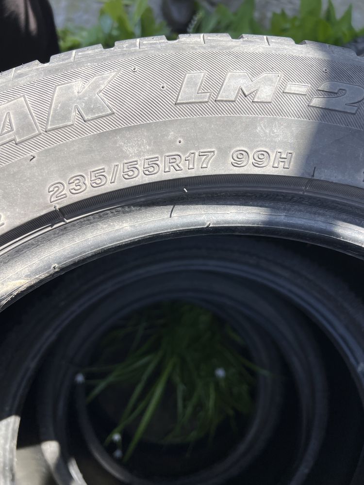 Гуми бриджстон 235/55/17