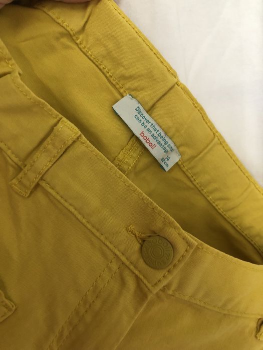 Къси панталонки и тениска