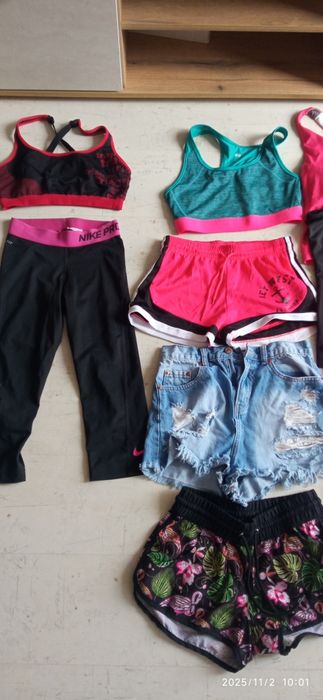 Спортни дрехи за тренировки