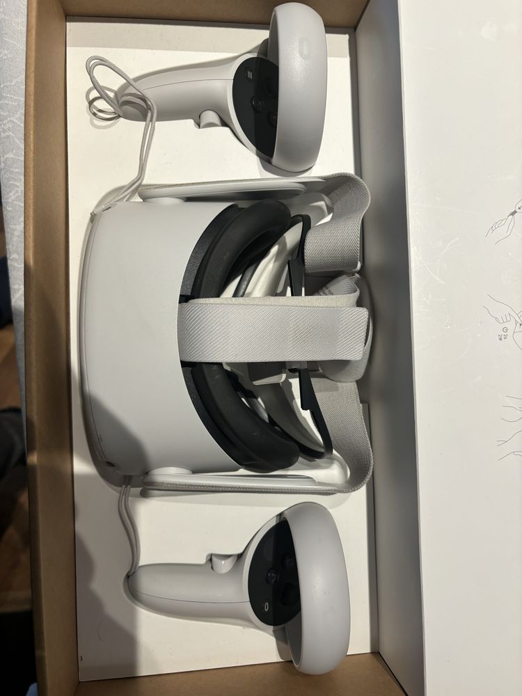 VR  Oculus Meta Quest 2